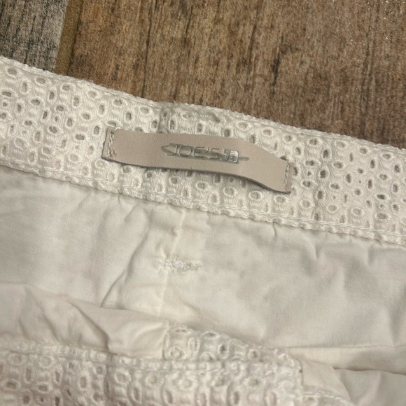 Joe's Jeans Cutoff Dolly Eyelet Short NWOT - Picture 3 of 6